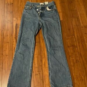 Brand: H&M, Size: US 2, Only work once because it doesn’t fit me anymore.